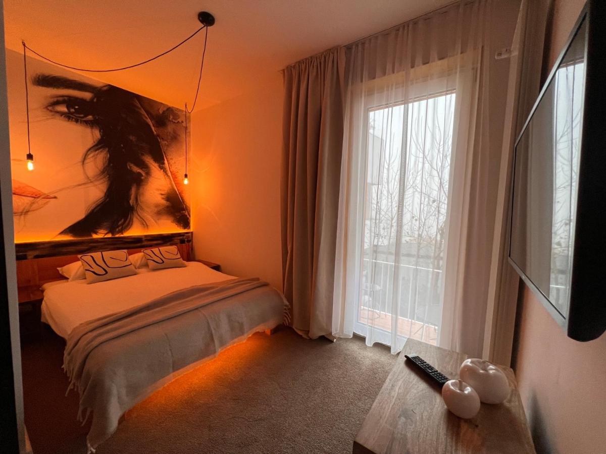 Shard Boutique Hotel-Adult Only Μπρασόβ Εξωτερικό φωτογραφία